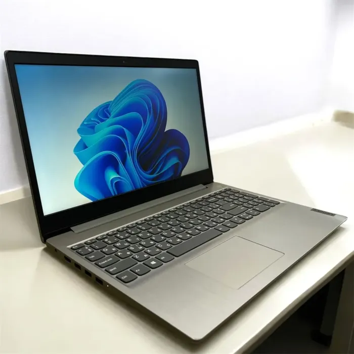 Ноутбук Б-клас Lenovo IdeaPad 3 15IIL05 / 15.6" (1920x1080) TN / Intel Core i3-1005G1 (2 (4) ядра по 1.2 - 3.4 GHz) / 8 GB DDR4 / 256 GB SSD / nVidia GeForce MX330, 2 GB GDDR5, 64-bit / WebCam б/в - зображення 9