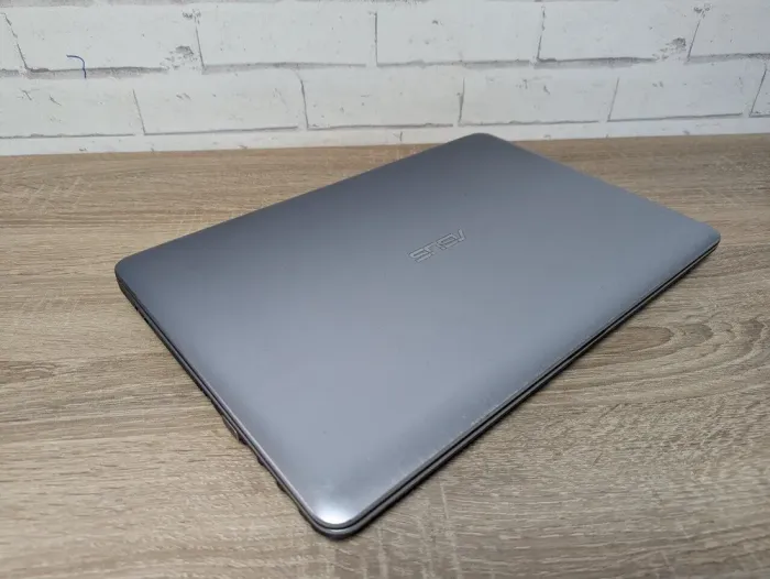 Ноутбук Б-клас Asus K541U / 15.6" (1366x768) TN / Intel Core i3-6006U (2 (4) ядра по 2.0 GHz) / 12 GB DDR4 / 128 GB SSD / Intel HD Graphics 520 / WebCam б/в - зображення 8