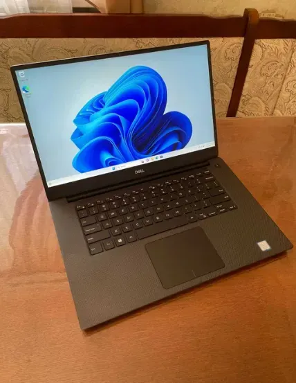Ігровий ноутбук Dell XPS 9570 / 15.6" (1920x1080) IPS / Intel Core i7-8750H (6 (12) ядер по 2.2 - 4.1 GHz) / 16 GB DDR4 / 256 GB SSD / nVidia GeForce GTX 1050 Ti, 4 GB GDDR5, 128-bit / WebCam б/в - зображення 2