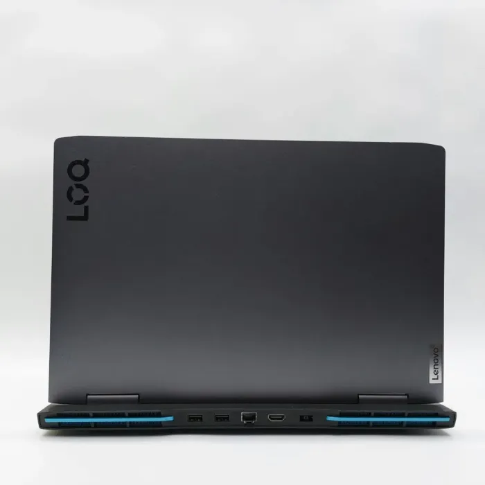 Ігровий ноутбук Lenovo LOQ / 15.6" (1920x1080) IPS / AMD Ryzen 7 7840HS (8 (16) ядер по 3.8 - 5.1 GHz) / 16 GB DDR5 / 512 GB SSD / nVidia GeForce RTX 4050, 6 GB GDDR6, 96-bit / WebCam б/в - зображення 7