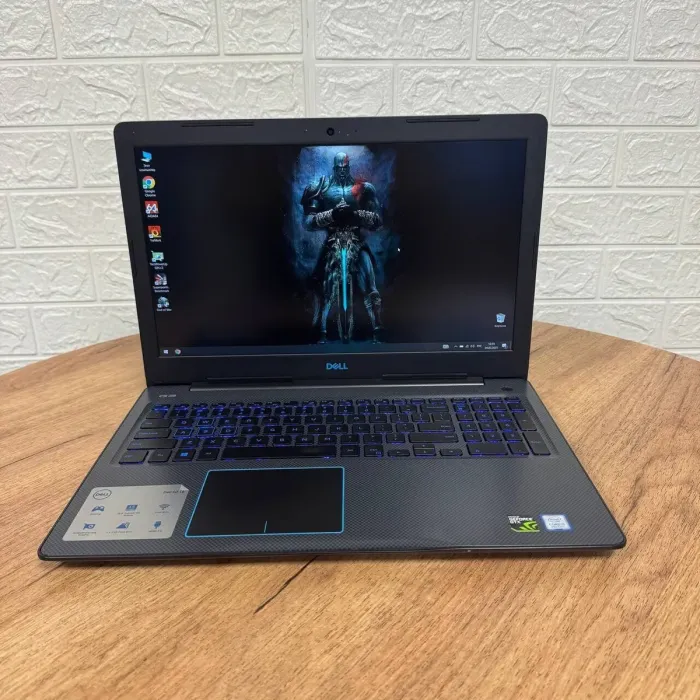 Ігровий ноутбук Б-клас Dell G3 3579 / 15.6" (1920x1080) IPS / Intel Core i5-8300H (4 (8) ядра по 2.3 - 4.0 GHz) / 8 GB DDR4 / 256 GB SSD / nVidia GeForce GTX 1050 Ti, 4 GB GDDR5, 128-bit / WebCam б/в - зображення 2