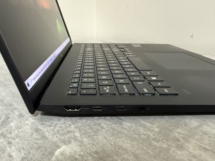 Ультрабук Б-клас LG Gram 17Z95P / 17" (2560x1600) IPS / Intel Core i7-1195G7 (4 (8) ядра по 2.9 - 5.0 GHz) / 16 GB DDR4 / 1000 GB SSD / Intel Iris Xe Graphics / WebCam / Win 11 Home б/в - изображение 7