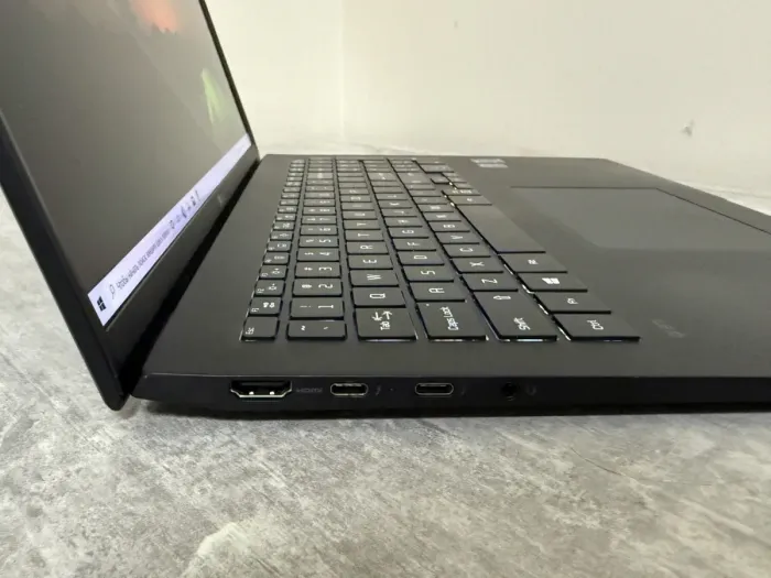 Ультрабук Б-клас LG Gram 17Z95P / 17" (2560x1600) IPS / Intel Core i7-1195G7 (4 (8) ядра по 2.9 - 5.0 GHz) / 16 GB DDR4 / 1000 GB SSD / Intel Iris Xe Graphics / WebCam / Win 11 Home б/в - зображення 7