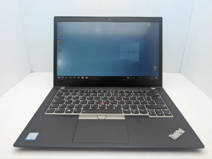 Ультрабук Lenovo ThinkPad T480s / 14" (1920x1080) IPS / Intel Core i7-8550U (4 (8) ядра по 1.8 - 4.0 GHz) / 8 GB DDR4 / 512 GB SSD M.2 / Intel UHD Graphics 620 / WebCam б/в - зображення 2