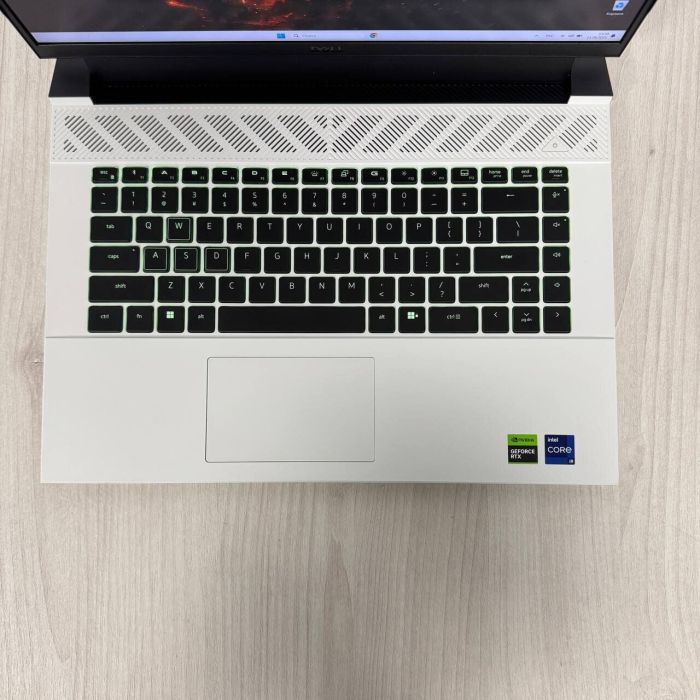 Ігровий ноутбук Dell G16 7630 White / 16" (2560x1600) IPS / Intel Core i9-13900HX (24 (32) ядра по 3,9 - 5,4 ГГц) / 32 ГБ DDR5 / 512 ГБ SSD NVMe / nVidia GeForce RTX 4070, 8 ГБ GDDR6, 128-біт / WebCam б/в - зображення 7