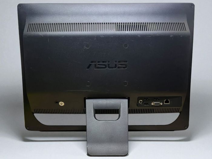Моноблок Б-клас Asus ET2012AUKB / 20" (1600x900) TN / AMD E-450 (2 ядрa по 1.66 GHz) / 8 GB DDR3 / 120 GB SSD / AMD Radeon HD 6320 Graphics / WebCam б/в - зображення 5