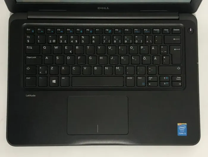 Ноутбук Dell Latitude 3380 / 13.3" (1366x768) TN / Intel Core i3-6006U (2 (4) ядра по 2.0 GHz) / 4 GB DDR4 / 128 GB SSD / Intel HD Graphics 520 / WebCam / Win 10 Pro б/в - зображення 7