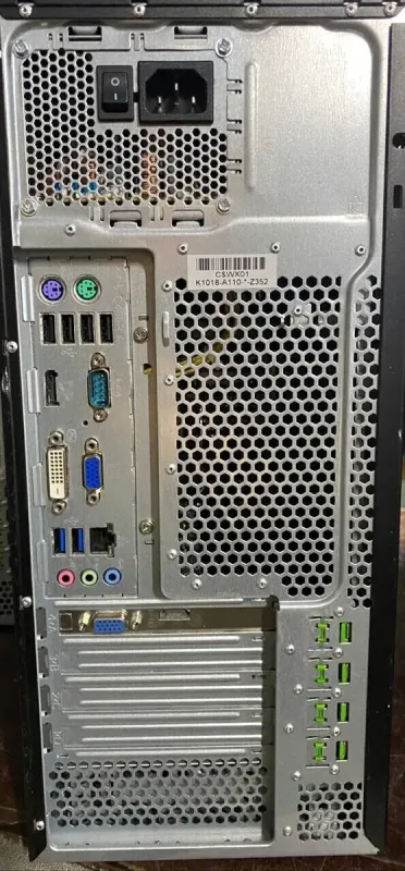 Комп'ютер Fujitsu Esprimo P720 E90 Tower / Intel Core i7-4790 (4 (8) ядра по 3,6 - 4,0 ГГц) / 16 ГБ DDR3 / 256 ГБ SSD / AMD Radeon R7 340, 2 ГБ GDDR3, 64-біт / DVD-ROM б/в - изображение 4