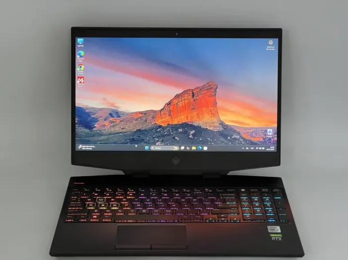 Ігровий ноутбук HP Omen 15-dh1053nr / 15.6" (1920x1080) IPS / Intel Core i7-10750H (6 (12) ядер по 2.6 - 5.0 GHz) / 32 GB DDR4 / 480 GB SSD / nVidia GeForce RTX 2070 Max-Q, 8 GB GDDR6, 256-bit / WebCam б/в - зображення 6