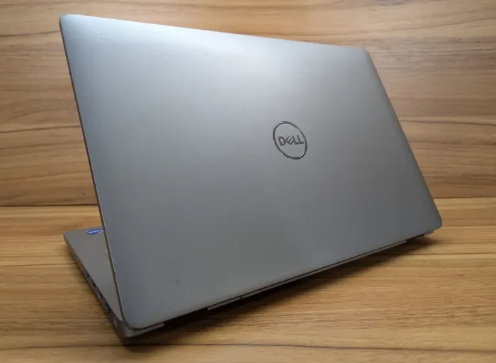 Ультрабук Dell Latitude 5420 / 14" (1920x1080) IPS / Intel Core i5-1145G7 (4 (8) ядра по 2.6 - 4.4 GHz) / 16 GB DDR4 / 512 GB SSD / Intel Iris Xe Graphics / WebCam / HDMI / Windows 10 б/в - зображення 7