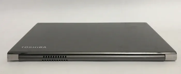 Ультрабук Б-клас Toshiba Portege Z30-A / 13.3" (1366x768) TN / Intel Core i7-4600U (2 (4) ядра по 2.1 - 3.3 GHz) / 8 GB DDR4 / 256 GB SSD / Intel HD Graphics 4400 / WebCam / Win 10 Pro б/в - зображення 3