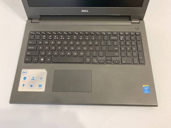 Ноутбук Б-клас Dell Vostro 3546 / 15.6" (1366x768) TN / Intel Core i3-4005U (2 (4) ядра по 1.7 GHz) / 8 GB DDR3 / 500 GB HDD / Intel HD Graphics 4400 / WebCam / DVD-RW б/в - зображення 4