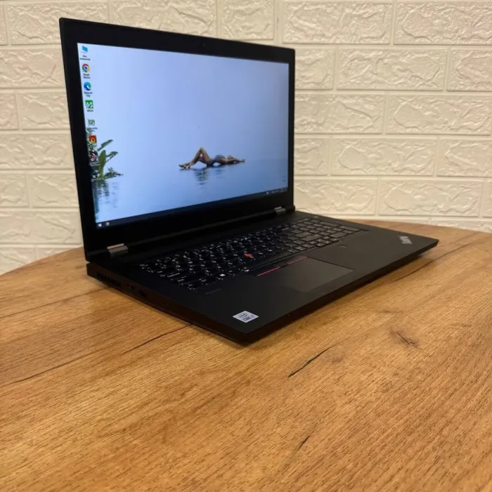 Мобільна робоча станція Б-клас Lenovo ThinkPad P17 Gen 1 / 17.3" (1920x1080) IPS / Intel Core i7-10750H (6 (12) ядер по 2.6 - 5.0 GHz) / 16 GB DDR4 / 256 GB SSD NVMe / nVidia Quadro T1000, 4 GB DDR5, 128-bit / WebCam б/в - зображення 4
