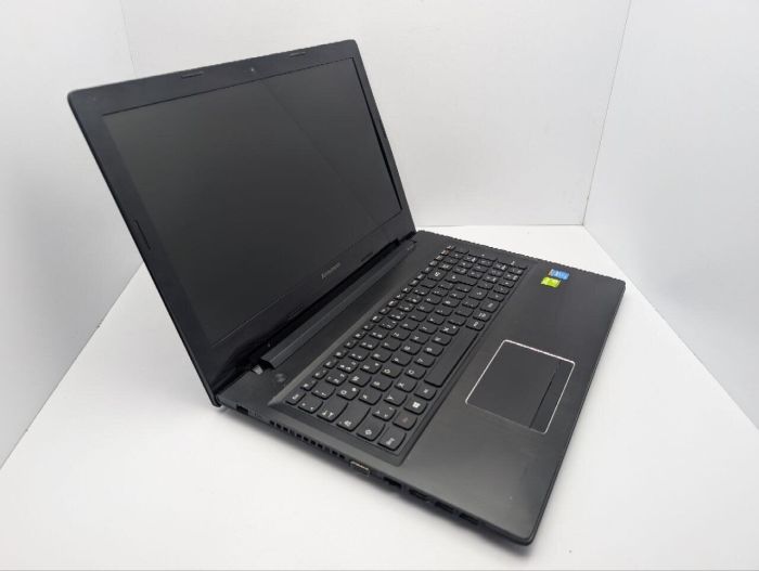 Ноутбук Lenovo Z50-70 / 17.3" (1600x900) TN / Intel Core i5-4210U (2 (4) ядра по 1.7 - 2.7 GHz) / 8 GB DDR3 / 250 GB SSD / nVidia GeForce 840M, 2 GB GDDR3, 64-bit / WebCam / DVD-ROM б/в - зображення 6