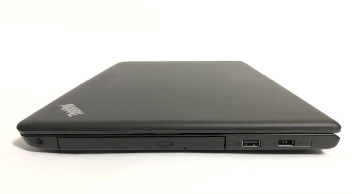 Ноутбук Б-клас Lenovo ThinkPad E550 / 15.6" (1920x1080) TN / Intel Core i5-5200U (2 (4) ядра по 2.2 - 2.7 GHz) / 8 GB DDR3 / 192 GB SSD / Intel HD Graphics 5500 / WebCam / DVD-ROM / Win 10 Pro б/в - зображення 5