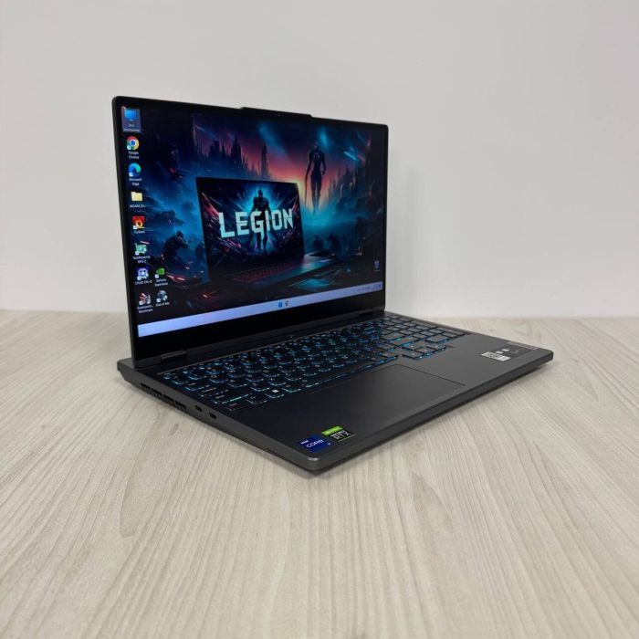 Ігровий ноутбук Б-клас Lenovo Legion 5 15IH7H / 15.6" (1920x1080) IPS / Intel Core i7-12700H (14 (20) ядер по 2.3 - 4.7 GHz) / 16 GB DDR5 / 1000 GB SSD NVMe / nVidia GeForce RTX 3060, 6 GB GDDR6, 192-bit / WebCam б/в - зображення 4