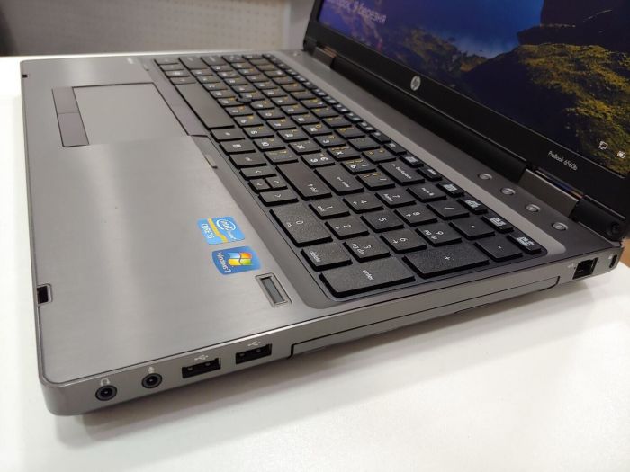 Ноутбук HP ProBook 6560b / 15.6" (1366x768) TN / Intel Core i3-2310M (2 (4) ядра по 2.1 GHz) / 4 GB DDR3 / 500 GB HDD / Intel HD Graphics 3000 / DVD-ROM / VGA б/в - зображення 7