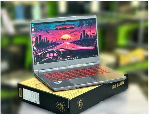 Ігровий ноутбук MSI GF63 Thin / 15.6" (1920x1080) IPS / Intel Core i5-12450H (8 (12) ядер по 3.3 - 4.4 GHz) / 16 GB DDR4 / 512 GB SSD M.2 + 1000 GB HDD / nVidia GeForce RTX 4050, 6 GB GDDR6, 96-bit / WebCam / Win 11 Home б/в - зображення 3