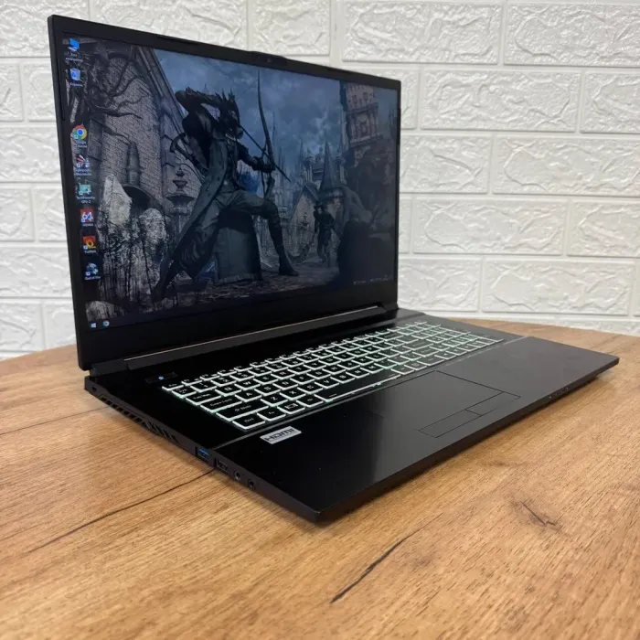 Ігровий ноутбук Б-клас Clevo NH77DE / 17.3" (1920x1080) IPS / Intel Core i7-10750H (6 (12) ядер по 2.6 - 5.0 GHz) / 8 GB DDR4 / 256 GB SSD NVMe + 1000 GB HDD / nVidia GeForce GTX 1650 Ti, 4 GB GDDR6, 128-bit / WebCam б/в - зображення 4