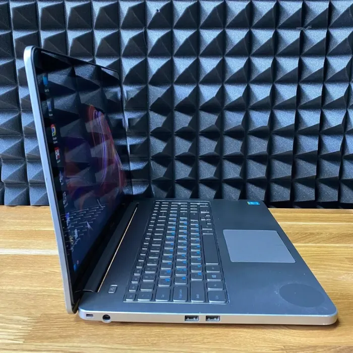 Ноутбук Б-клас Dell Inspiron 15 7537 / 15.6" (1920x1080) TN Touch / Intel Core i7-4510U (2 (4) ядра по 2.0 - 3.1 GHz) / 8 GB DDR3 / 128 GB SSD / Intel HD Graphics 4400 / WebCam б/в - зображення 5