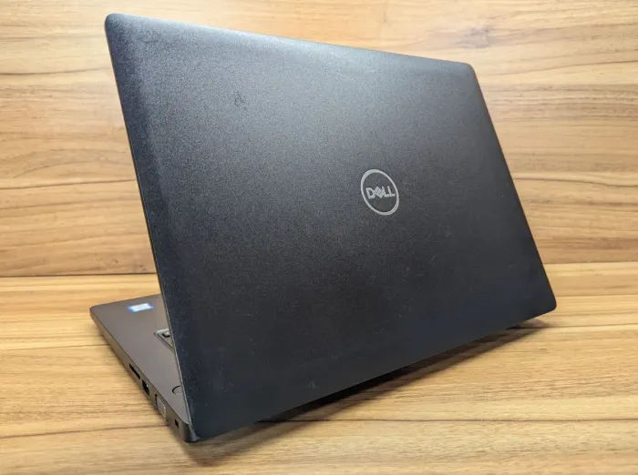 Ультрабук Dell Latitude 3480 / 14" (1366x768) TN / Intel Core i3-7100U (2 (4) ядра по 2.4 GHz) / 8 GB DDR4 / 240 GB SSD / Intel HD Graphics 620 / WebCam / Windows 10 б/в - зображення 6