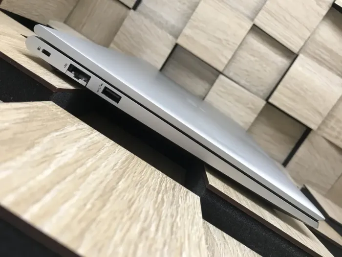 Ультрабук Б-клас HP ProBook 450 G9 / 15.6" (1920x1080) IPS / Intel Core i5-1235U (10 (12) ядер по 3.3 - 4.4 GHz) / 16 GB DDR4 / 256 GB SSD M.2 / Intel Intel Iris Xe Graphics / WebCam б/в - зображення 5