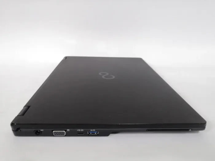 Ноутбук Fujitsu LifeBook U758 / 15.6" (1920x1080) IPS / Intel Core i3-8130U (2 (4) ядра по 2.2 - 3.4 GHz) / 8 GB DDR4 / 256 GB SSD / Intel UHD Graphics 620 / WebCam / Win 10 Pro б/в - зображення 5