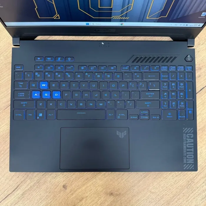 Ігровий ноутбук Asus TUF Gaming F15 FX507ZI4 / 15.6" (1920x1080) IPS / Intel Core i7-12700H (14 (20) ядер по 3.5 - 4.7 GHz) / 16 GB DDR4 / 1000 GB SSD / nVidia GeForce RTX 4070, 8 GB GDDR6, 128-bit / WebCam б/в - зображення 7