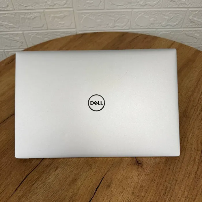 Ігровий ноутбук Б-клас Dell XPS 15 9510 / 15.6" (3456x2160) OLED Touch / Intel Core i7-11800H (8 (16) ядер по 4.6 GHz) / 16 GB DDR4 / 512 GB SSD / nVidia GeForce RTX 3050, 4 GB GDDR6, 128-bit / WebCam б/в - зображення 3