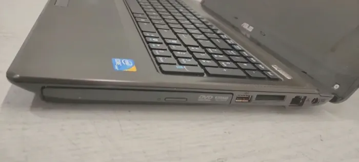 Ноутбук Б-клас Asus X52F / 15.6" (1366x768) TN / Intel Core i5-460M (2 (4) ядра по 2.53 - 2.8 GHz) / 4 GB DDR3 / 120 GB SSD / Intel HD Graphics / WebCam / DVD-ROM б/в - зображення 6