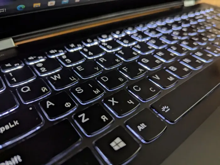 Ноутбук-трансформер Б-клас Lenovo IdeaPad 510S-141KB / 15.6" (1920x1080) IPS Touch / Intel Core i7-7500U (2 (4) ядра по 2.7 - 3.5 GHz) / 16 GB DDR4 / 480 GB SSD / AMD Radeon R7 M360, 2 GB DDR3, 64-bit / WebCam / Windows 10 б/в - зображення 8