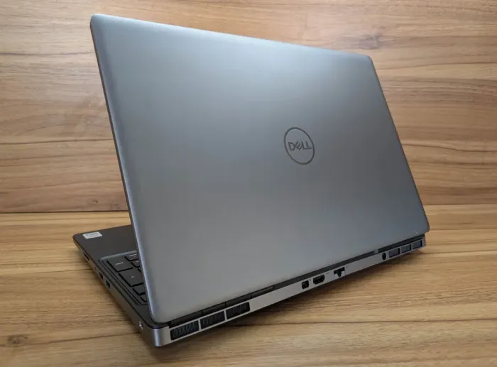 Мобільна робоча станція Dell Precision 7550 / 15.6" (1920x1080) IPS / Intel Core i5-10400H (4 (8) ядра по 2.6 - 4.6 GHz) / 32 GB DDR4 / 512 GB SSD / nVidia Quadro T1000, 4 GB GDDR6, 128-bit / WebCam / Windows 10 б/в - зображення 6