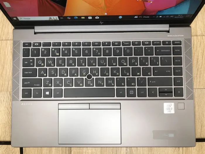 Мобільна робоча станція Б-клас HP ZBook Firefly 14 G7 / 14" (1920x1080) IPS / Intel Core i7-10610U (4 (8) ядра по 1.8 - 4.9 GHz) / 16 GB DDR4 / 256 GB SSD M.2 / Intel UHD Graphics / WebCam б/в - зображення 5