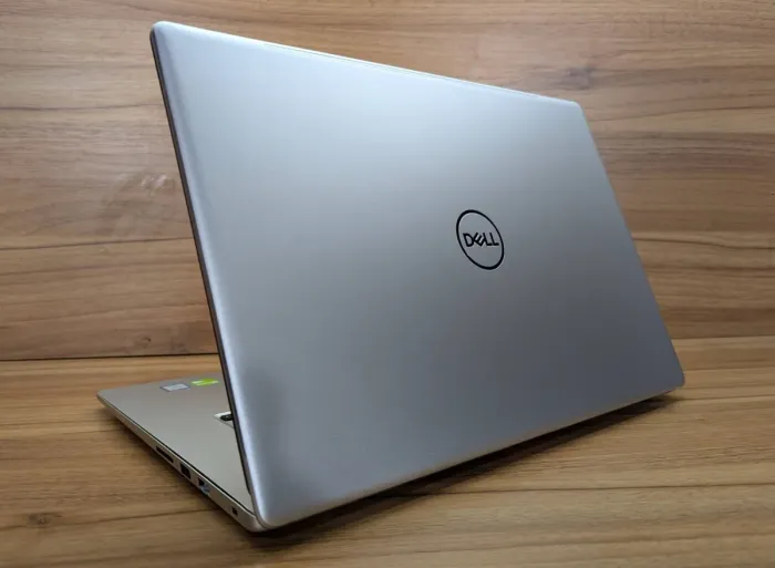 Ноутбук Dell Inspiron 7580 / 15.6" (1920x1080) IPS / Intel Core i7-8565U (4 (8) ядра по 1.8 - 4.6 GHz) / 16 GB DDR4 / 512 GB SSD / nVidia GeForce MX150, 2 GB GDDR5, 64-bit / WebCam / Windows 10 б/в - зображення 7