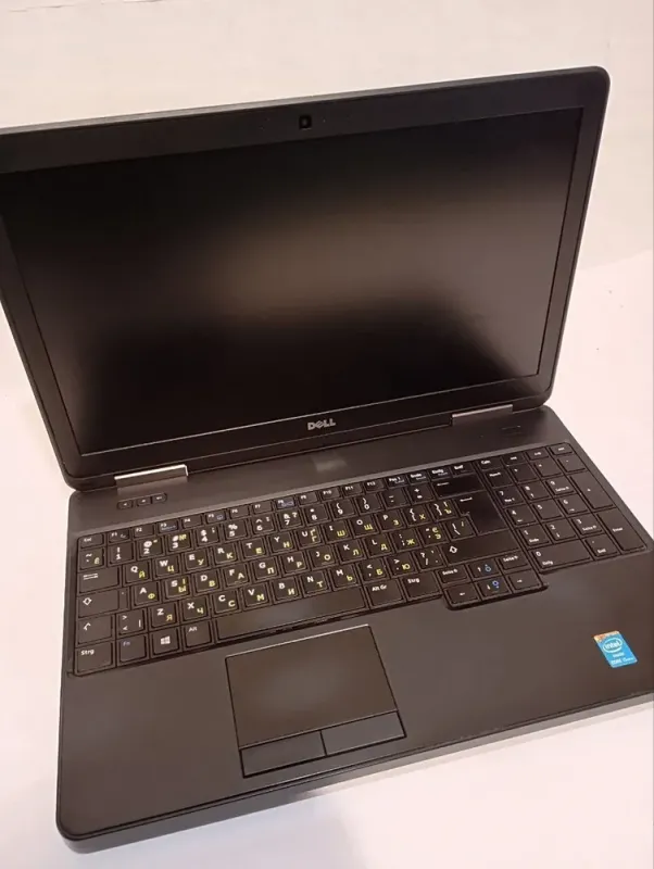 Ноутбук Б-клас Dell Latitude E5540 / 15.6" (1366x768) TN / Intel Core i5-4310U (2 (4) ядра по 2.0 - 3.0 GHz) / 8 GB DDR3 / 256 GB SSD / Intel HD Graphics 4400 / WebCam / DVD-RW б/в - зображення 3