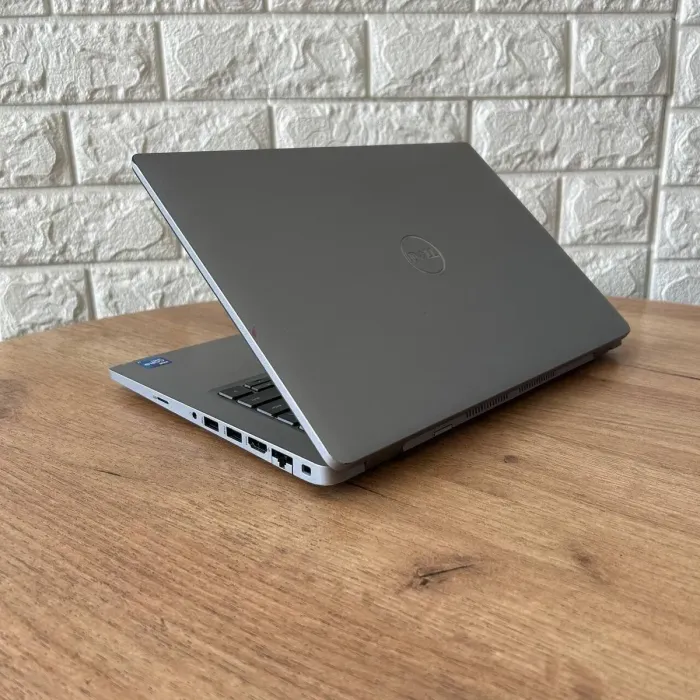 Ультрабук Б-клас Dell Latitude 5420 / 14" (1920x1080) IPS / Intel Core i7-1185G7 (4 (8) ядра по 3.0 - 4.2 GHz) / 16 GB DDR4 / 512 GB SSD / Intel Iris X Graphics / WebCam б/в - зображення 6