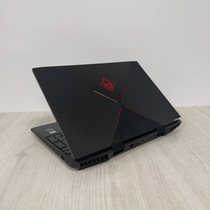Ігровий ноутбук Б-класу HP Omen 15-dc0051nr / 15.6" (1920x1080) IPS / Intel Core i7-8750H (6 (12) ядра по 2.2 - 4.1 GHz) / 16 GB DDR4 / 256 GB SSD / nVidia GeForce GTX 1060, 6 GB GDDR5, 192-bit / WebCam б/в - зображення 7
