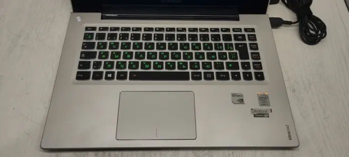 Ультрабук Б-класс Lenovo IdeaPad U430 / 14" TN Touch / Core i5-4210U (2(4) ядра по 1.7-2.7 GHz) / 8GB DDR3 / 500GB HDD / GeForce GT 730M, 2GB DDR3, 64-bit / WebCam б/в - зображення 4