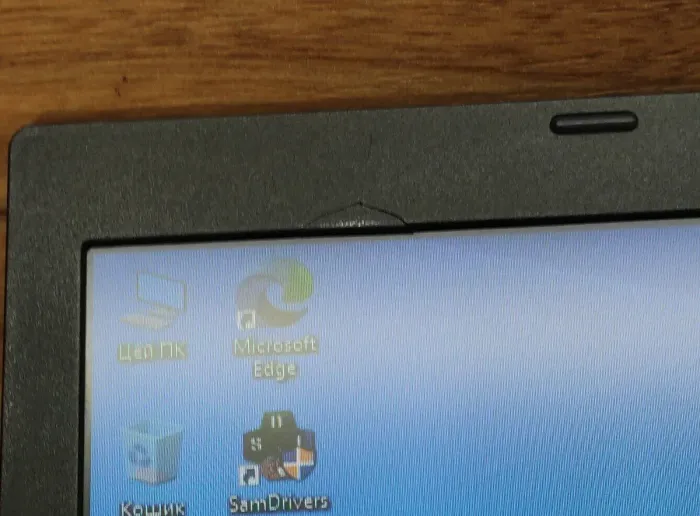 Ультрабук Б-клас Lenovo ThinkPad L480 / 14" (1366x768) TN / Intel Core i5-8350U (4 (8) ядра по 1.7 - 3.6 GHz) / 8 GB DDR4 / 240 GB SSD / Intel UHD Graphics 620 / WebCam / Windows 10 б/в - зображення 3