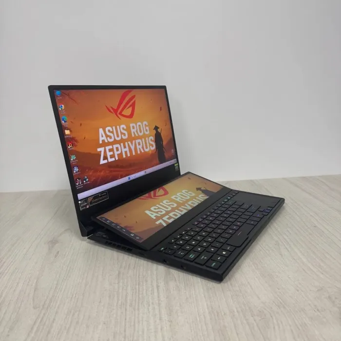 Ігровий ноутбук Asus ROG Zephyrus Duo 15Se GX551QS / 15,6” (3840×2160) IPS / AMD Ryzen 9 5900HX (8 (16) ядер по 3,3 - 4,6 ГГц) / 32 ГБ DDR4 / 1000 ГБ SSD / nVidia GeForce RTX 3080, 16 ГБ GDDR6, 256-біт б/в - зображення 4