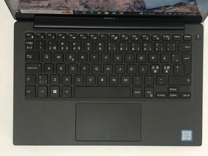 Ультрабук Б-клас Dell XPS 13 9360 / 13.3" (3200x1800) IPS Touch / Intel Core i7-7500U (2 (4) ядра по 2.7 - 3.5 GHz) / 8 GB DDR4 / 512 GB SSD / Intel HD Graphics 620 / WebCam / Win 10 Pro б/в - зображення 8