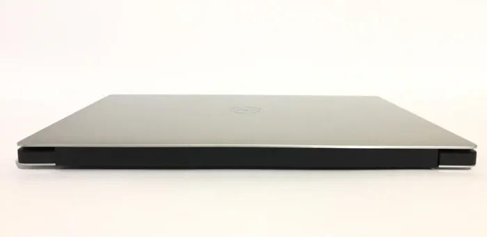 Ігровий ультрабук Dell XPS 15 7590 / 15,6" (3840x2160) IPS Touch / Intel Core i7-9750H (6 (12) ядер по 2,6 - 4,5 ГГц) / 32 ГБ DDR4 / 1000 ГБ SSD NVMe / nVidia GeForce GTX 1650, 4 ГБ GDDR5, 128-біт / WebCam / Win 11 Pro б/в - зображення 3