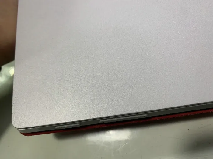 Нетбук Б-клас Microsoft Surface Pro 4 1724 / 12.3" (2736x1824) IPS Touch / Intel Core i5-6300U (2 (4) ядра по 2.4 - 3.0 GHz) / 16 GB DDR3 / 480 GB SSD / Intel HD Graphics 520 / WebCam б/в - зображення 10