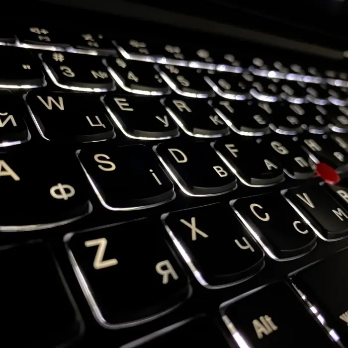 Ігровий ноутбук Б-класу Lenovo ThinkPad X1 Extreme Gen 2 / 15.6" (1920x1080) IPS / Intel Core i7-9750H (6 (12) ядер по 2,6 - 4,5 ГГц) / 16 ГБ DDR4 / 512 ГБ SSD / nVidia GeForce GTX 1650 Max-Q, 4 ГБ GDDR5, 128-біт / WebCam / Fingerprint б/в - зображення 7