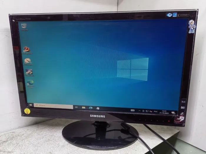 Монітор Б-клас Samsung P2350 / 23" (1920x1080) TN / 1x DVI, 1x VGA / VESA 75x75 / Кабелі в комплекті б/в - зображення 2