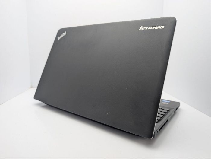 Ноутбук Lenovo ThinkPad E531 / 15.6'' (1366x768) TN / Intel Core i3-3120M (2 (4) ядра по 2.5 GHz) / 6 GB DDR3 / 1000 GB HDD / Intel HD Graphics 4000 / WebCam / DVD-ROM б/в - зображення 8