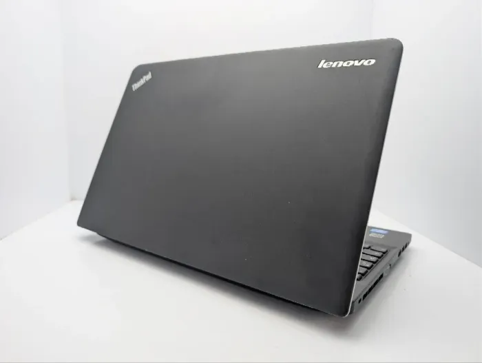 Ноутбук Lenovo ThinkPad E531 / 15.6'' (1366x768) TN / Intel Core i3-3120M (2 (4) ядра по 2.5 GHz) / 6 GB DDR3 / 1000 GB HDD / Intel HD Graphics 4000 / WebCam / DVD-ROM б/в - зображення 8