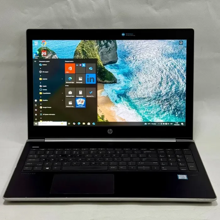 Ноутбук Б-клас HP ProBook 450 G5 / 15.6" (1920x1080) IPS / Intel Core i5-8250U (4 (8) ядра по 1.6 - 3.4 GHz) / 8 GB DDR4 / 256 GB SSD M.2 / Intel UHD Graphics 620 / WebCam / Windows 10 Pro б/в - зображення 2