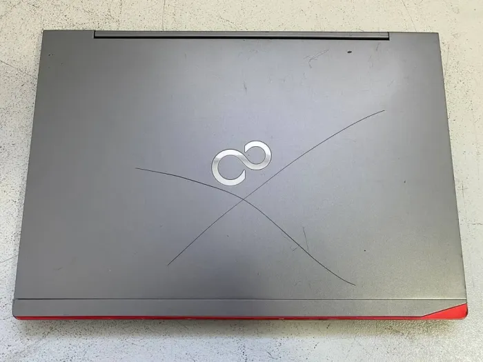 Ноутбук Б-клас Fujitsu LifeBook U745 / 14" (1920x1080) IPS / Intel Core i5-5300U (2 (4) ядра по 2.3 - 2.9 GHz) / 8 GB DDR3 / 128 GB SSD / Intel HD Graphics 520 / WebCam б/в - зображення 3