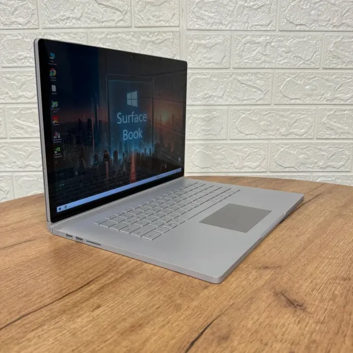 Ігровий ультрабук-трансформер Б-клас Microsoft Surface Book 3 / 15.0" (3240x2160) IPS Touch / Intel Core i7-1065G7 (4 (8) ядра по 1.3 - 3.9 GHz) / 32 GB DDR4 / 1000 GB SSD NVMe / nVidia GeForce GTX 1660 Ti Max-Q, 6 GB GDDR6, 192-bit / WebCam б/в - зображення 4